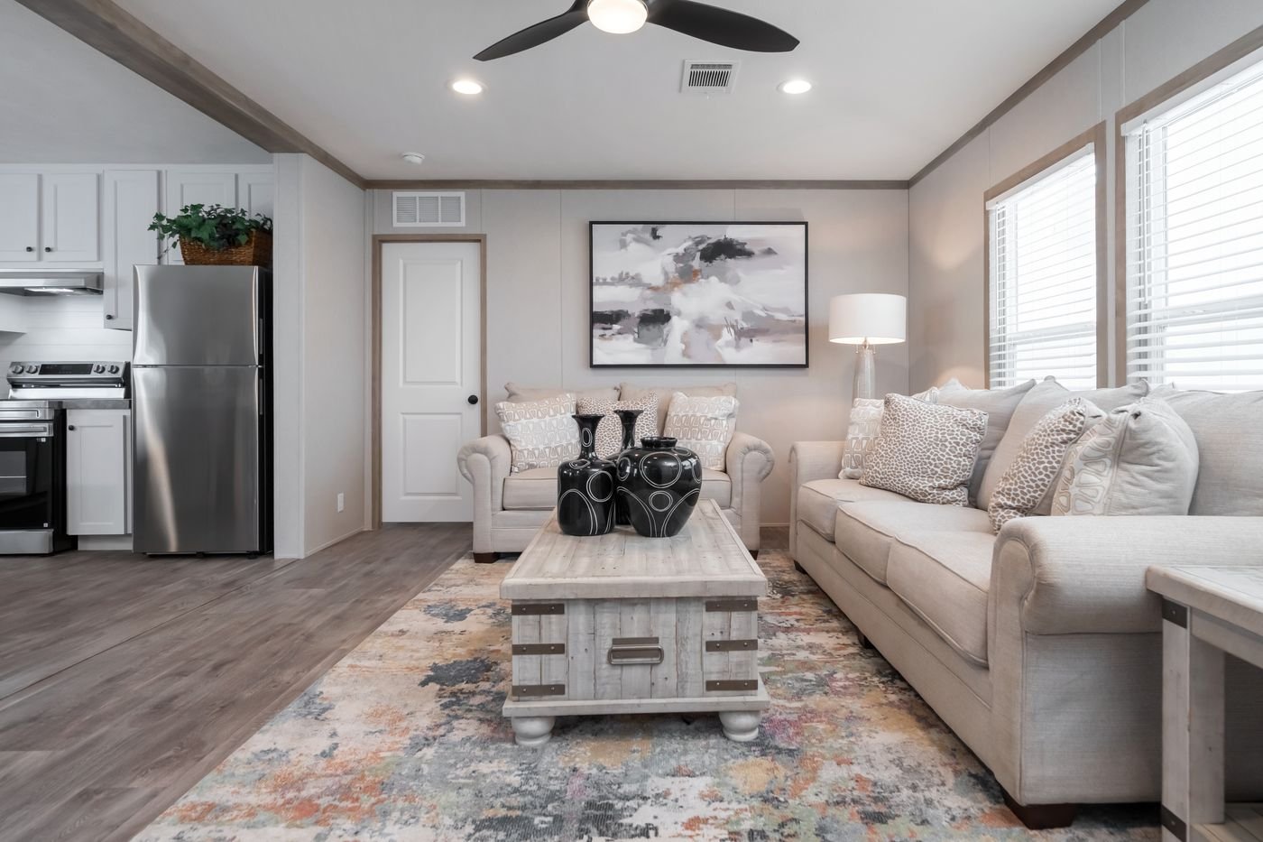 Solution / The Pt 78 SLT28563D — manufactured home photo 10 at Texas Home Outlet in Huffman, TX